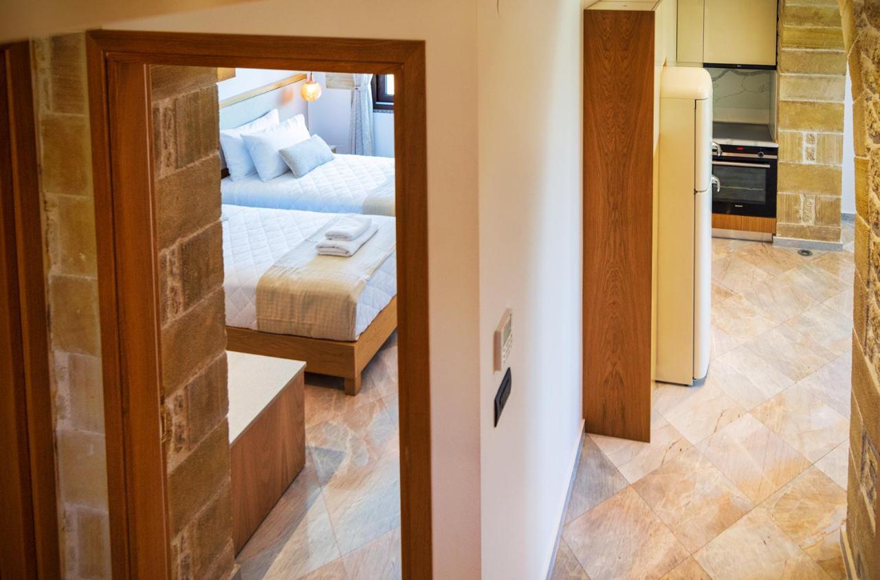 Athinais Villa パレオコラ エクステリア 写真